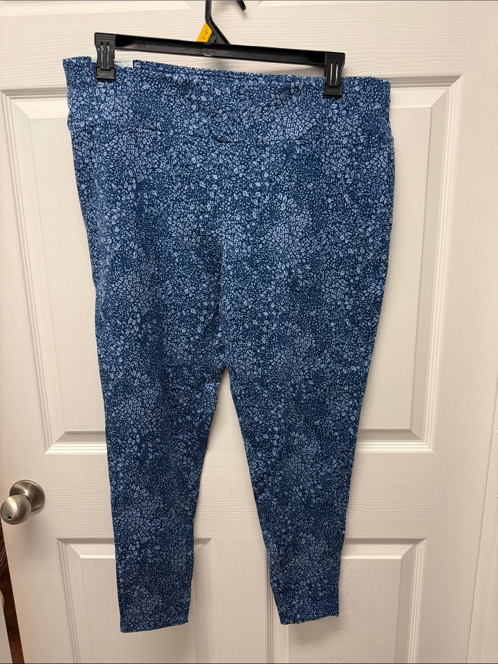 Terra & Sky Indigo Leaf Print Leggings